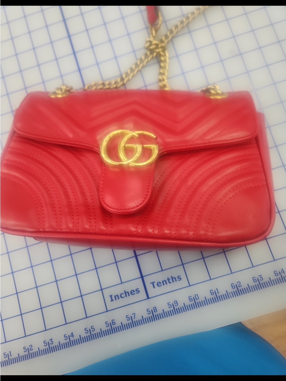Gucci Red Quilted Leather Shoulder Bag with Gold Chain - Picture 4 of 4